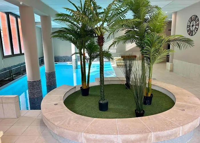 Le Rioumajou 1 - Grand T6 - Piscine - Centre St Lary