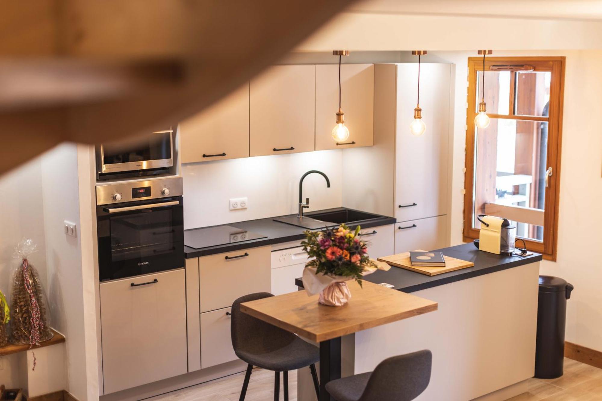 Apartment Le Rioumajou 1 - Grand T6 - Piscine - Centre St Lary *